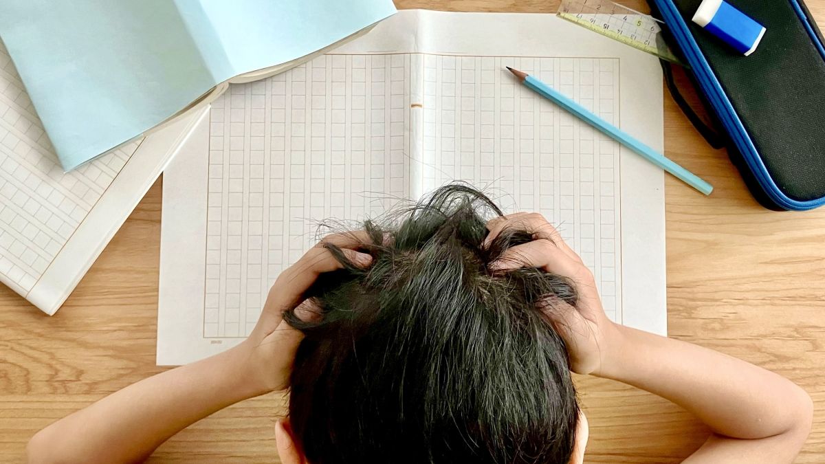 子どもの「学校に行きたくない」にどう向き合う？夏休み明けに親が考えたいこと｜Totonoeru